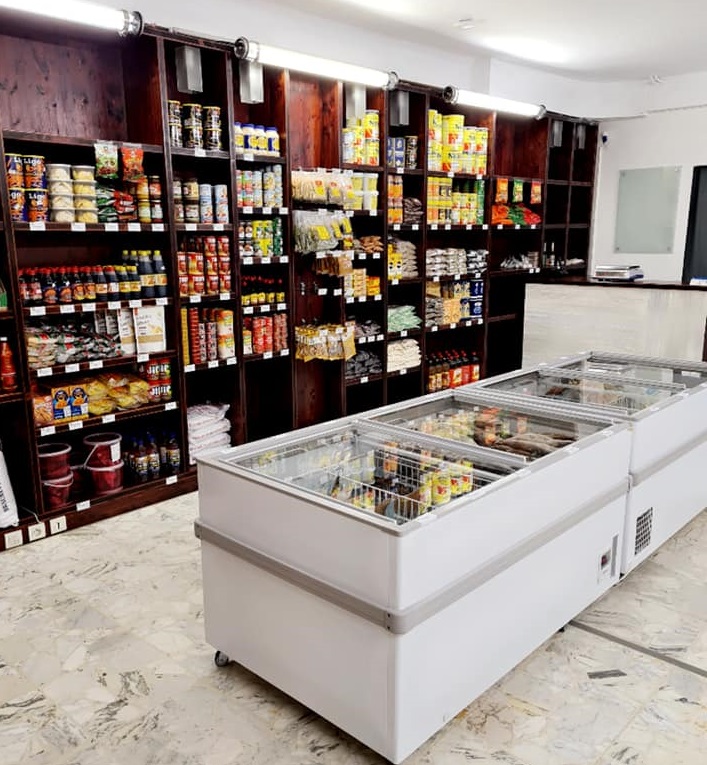interieur boutique Épicerie créole et africaine à Montpellier